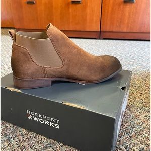 Rockport Womens size 11 boot NEW steel toe